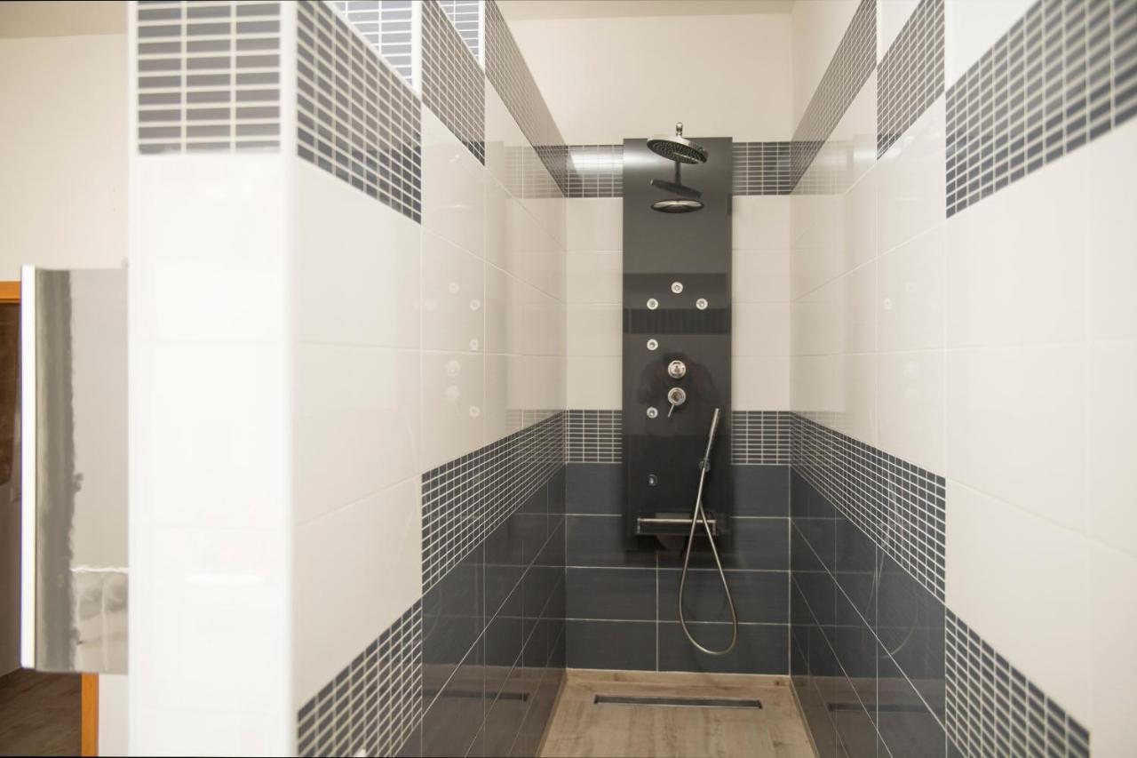 Palazzo Absolem Luxury Appartement Monopoli Buitenkant foto